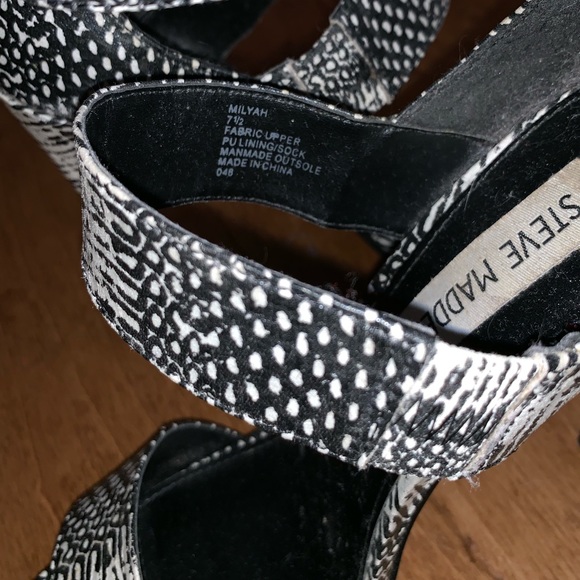 Milyah Steve Madden Heels Snake Skin - Picture 5 of 5